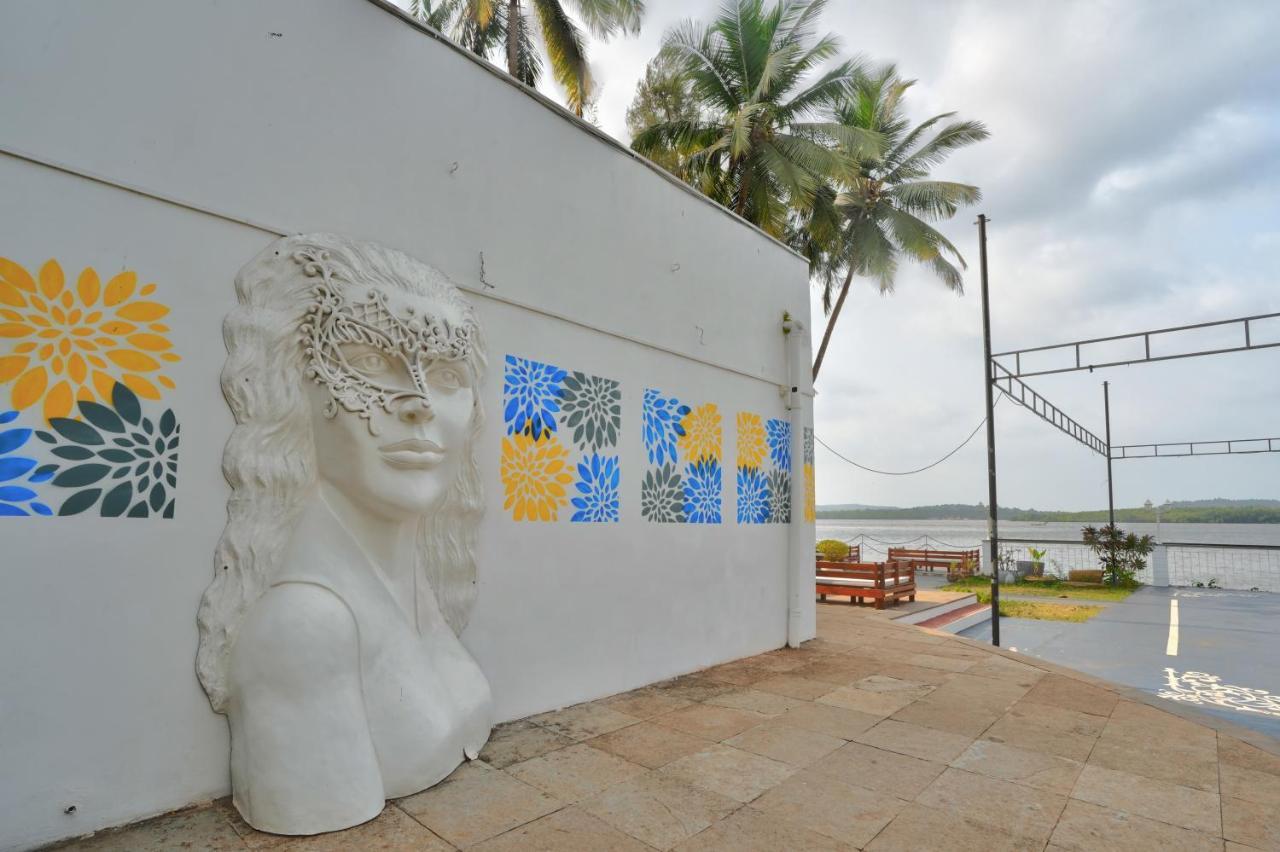 Blu Missel By The River Ribandar エクステリア 写真